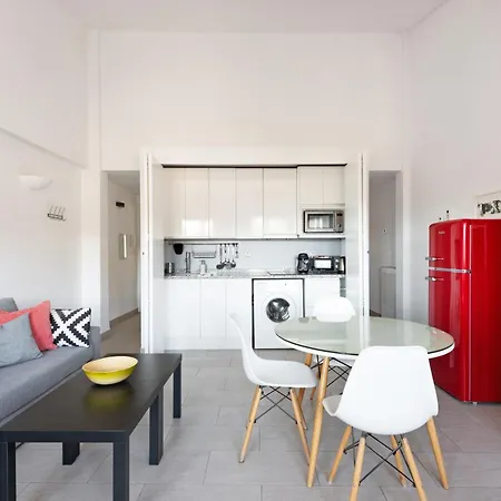 Apartment Bravo